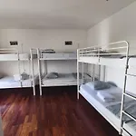 Sir Manuel - Unidade Sao Vicente Pensión Braga